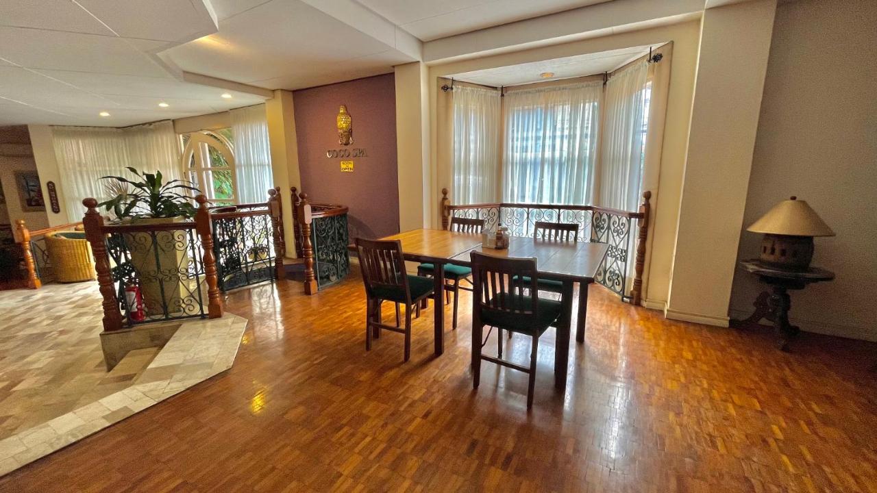 Coco Grande Hotel Dumaguete City Ngoại thất bức ảnh