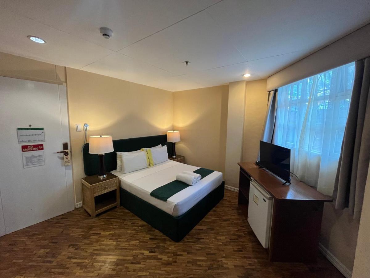 Coco Grande Hotel Dumaguete City Ngoại thất bức ảnh