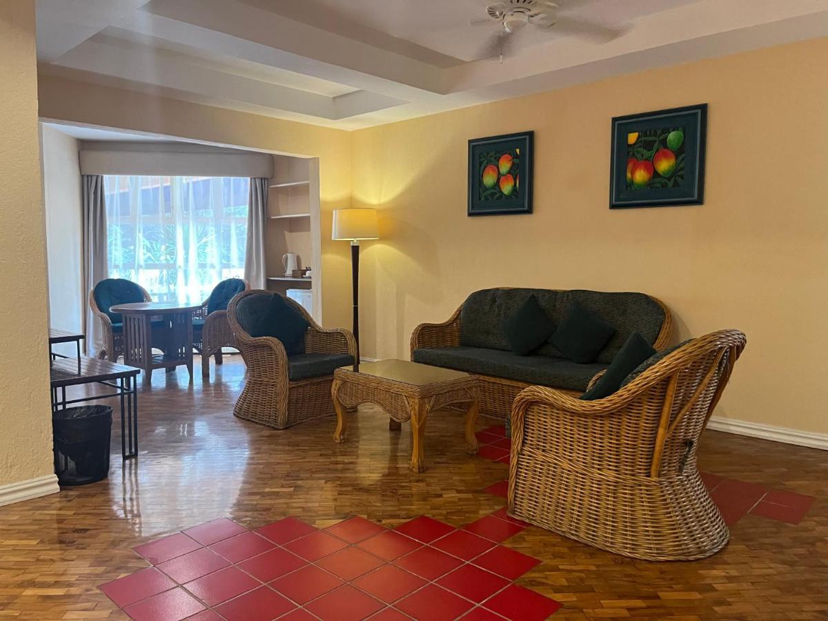 Coco Grande Hotel Dumaguete City Ngoại thất bức ảnh